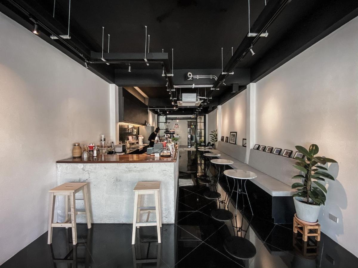 Niece Hostel Phuket - Sha Extra Plus Экстерьер фото