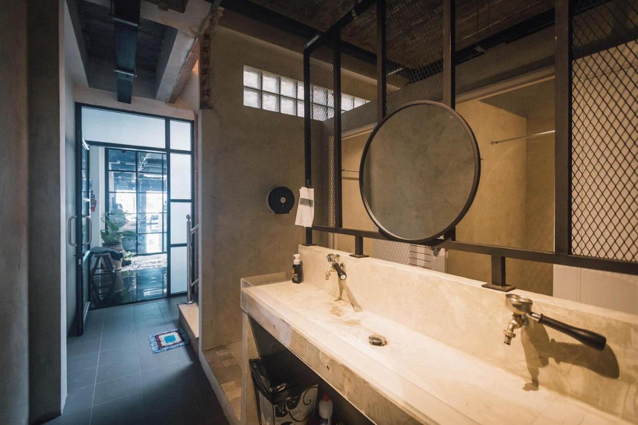 Niece Hostel Phuket - Sha Extra Plus Экстерьер фото
