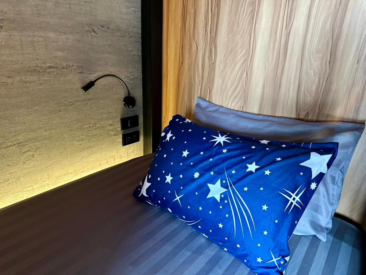 Niece Hostel Phuket - Sha Extra Plus Экстерьер фото